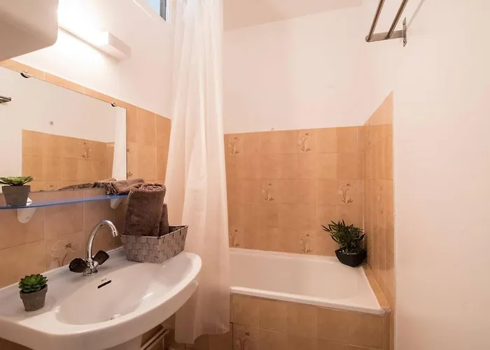 Cosy 4 Pers Saint-lary Village - Fr-1-296-163 アパート *